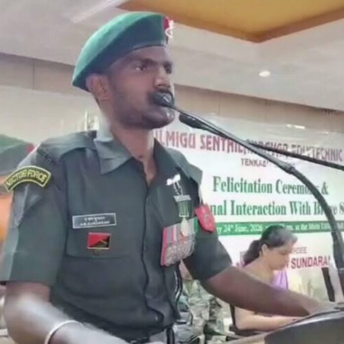தென்காசி பாலிடெக்னிக் கல்லூரி பாராட்டு விழா கீர்த்தி சக்ரா விருது பெற்ற ராணுவ வீரர் மீனாட்சி சுந்தரம் உருக்கமான பேச்சு