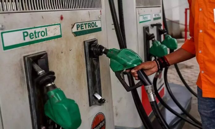 E20 பெட்ரோல் குறித்து மத்திய அரசு வெளியிட்ட புதிய விளக்கம்